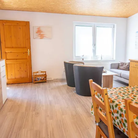 Nyaraló Neues Atelier *