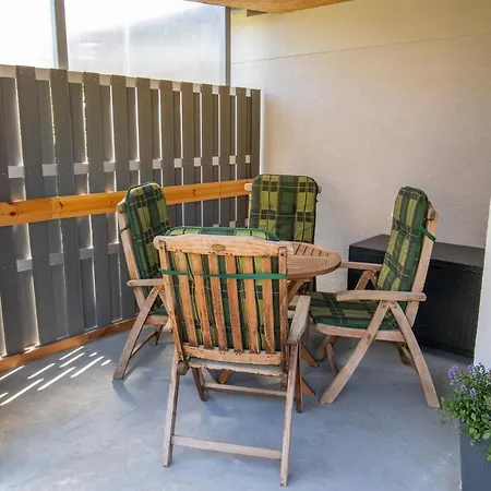 Neues Atelier Nyaraló Lubmin